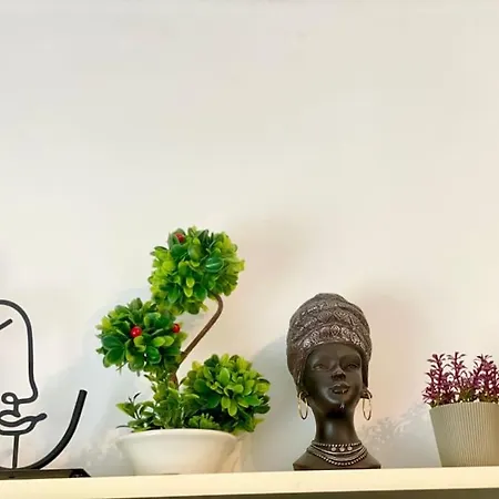 Grey Ultracentral Old Town * 布加勒斯特