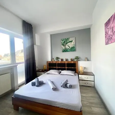 Grey Ultracentral Old Town Apartamento Bucarest