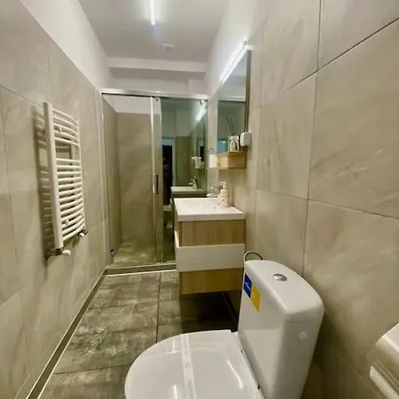 Grey Ultracentral Old Town Apartamento *