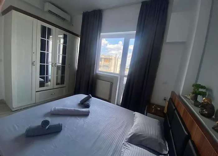 Grey Ultracentral Old Town * بوخارست