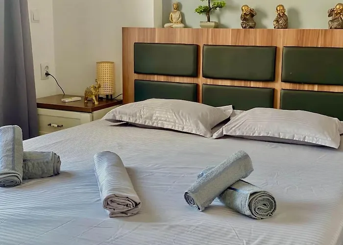 Grey Ultracentral Old Town *