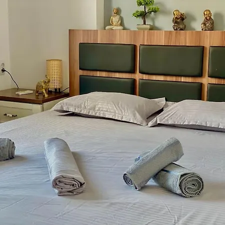 Grey Ultracentral Old Town *